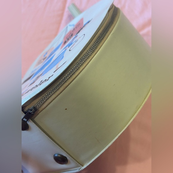 Ponytail Vintage Miss Traveler Doll Case - Picture 5 of 10